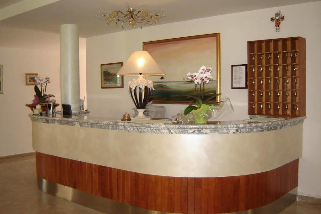 Hotel Il Caravaggio Marina di Pietrasanta Eksteriør billede