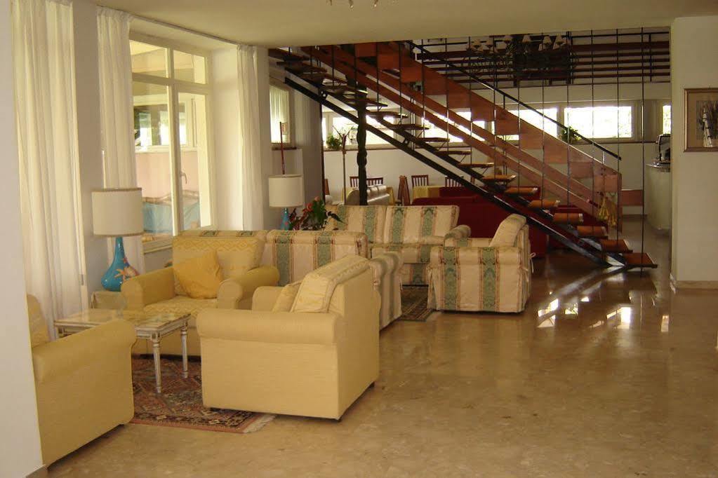Hotel Il Caravaggio Marina di Pietrasanta Eksteriør billede